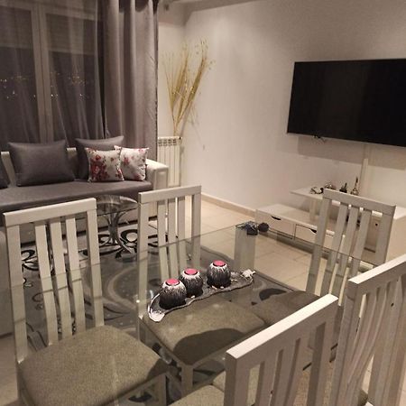 Tulipe Appartement Oran Exterior foto